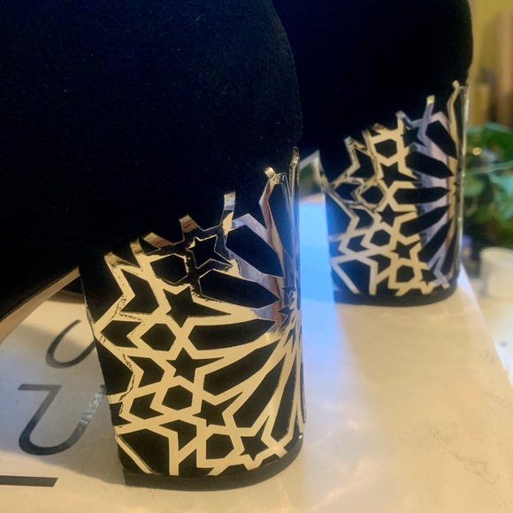 “Daisie” bootie - Picture 5 of 8